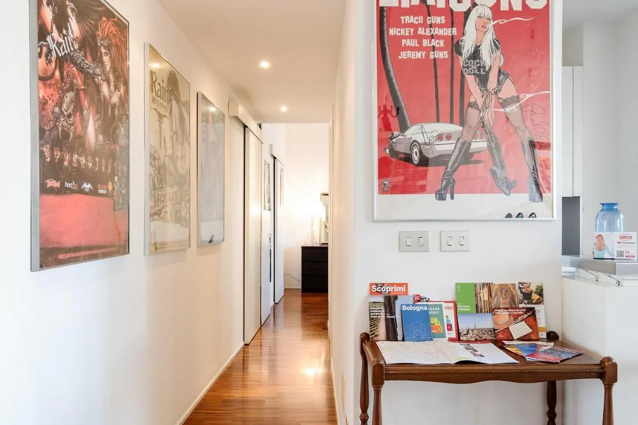 Rock 'N' Pop House Bologna Apartment 0*,  Italy