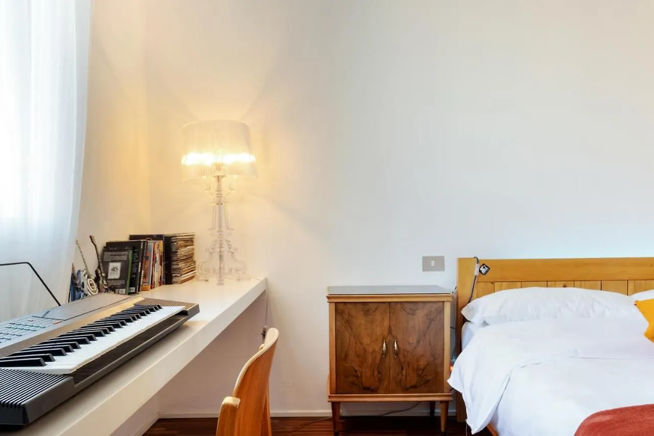 Rock \'N\' Pop House Bologna location